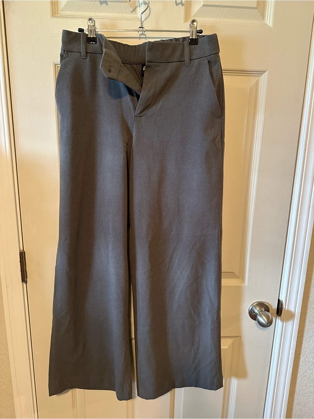 GAP Charcoal Wide-Leg Women's Pants
